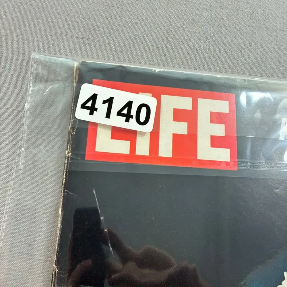 Vintage 1969 LIFE Magazine Apollo 12 Moon Landing NASA Space See Descr